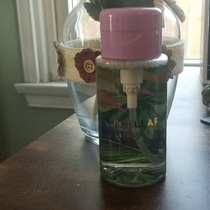COPY - Tarte make up remover and cleanser